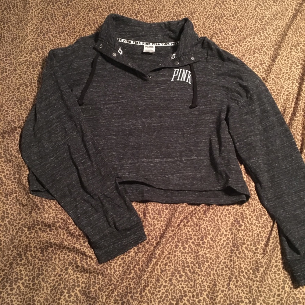 Long sleeve crop